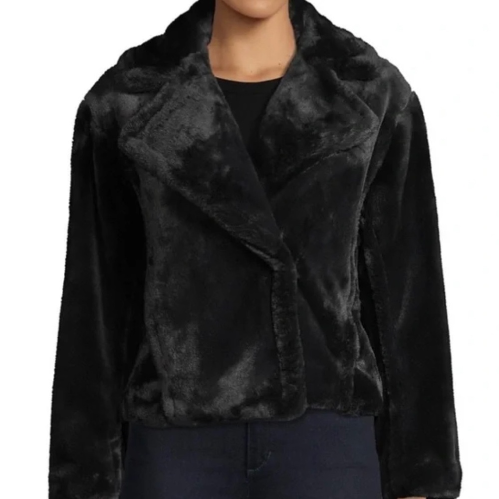Vince Faux Fur Black size Large